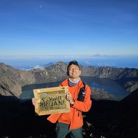 Zheng Zhou's Photo