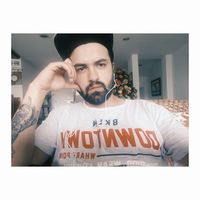 Felipe Rodriguez的照片