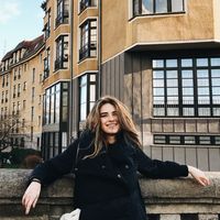 Varya Shabatura的照片