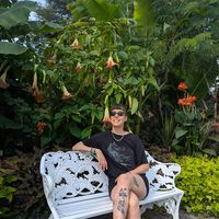 Miriam Neuber's Photo