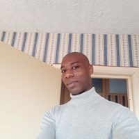 Junior Hyde的照片