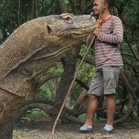 adventianus frederik Ebot's Photo