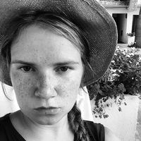 Anna Popova的照片