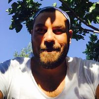 Zafer Aykut的照片