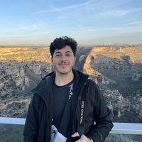 Enes Ertan Kulaksız的照片