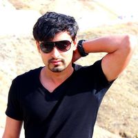 Jehanzeb Khan的照片