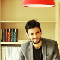 Praveen Giri的照片