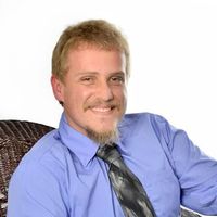 Hermann Van Heerden的照片