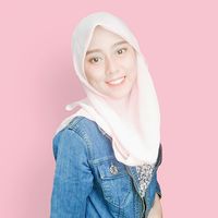 Riani Charlina的照片