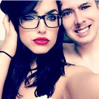 Milan Faulkner的照片