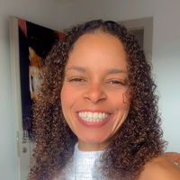 Mariana Santos's Photo