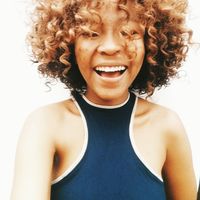 Dineo Mnguni的照片