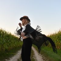 Hortense Pierret的照片