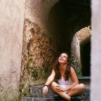 Sena Gökdemir的照片