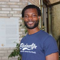 Alfred Attah的照片