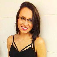 Camila Prestes's Photo