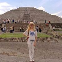 Agustina Dergarabedian's Photo