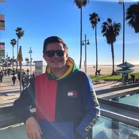 Daniel Sanchez的照片