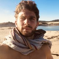 Alon  galindo的照片