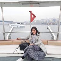 Yesi Ariesta's Photo