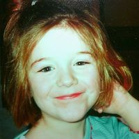 Andrea Rubio's Photo