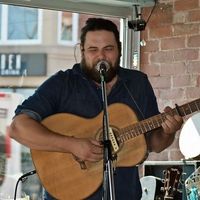 Max Marshall的照片