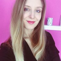 Bára Kubínová的照片