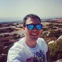 Dmitry Kovalev的照片