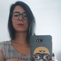 Asma Belhadj的照片