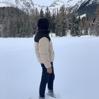 John Abdullaev的照片