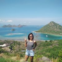 Vincencia Tika's Photo