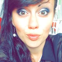 Marion Manzana's Photo