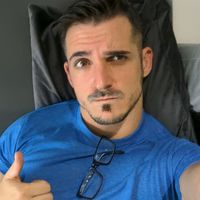 Aurélien To的照片