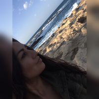 RIndira Bvra的照片