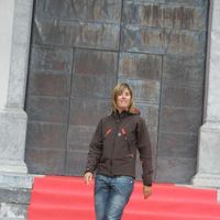 MARIA LAFUENTE的照片