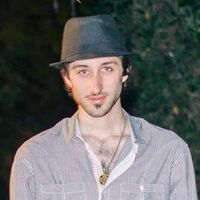 Adrian Espasandin的照片