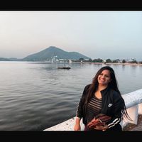 Divya Nibhwani's Photo