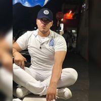 Manu Aguirre的照片