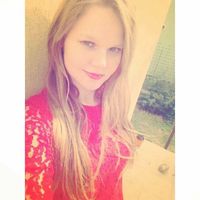 Zsófia Pel的照片