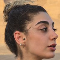 forough aram's Photo