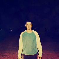 Daniel Jones的照片