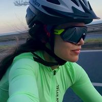 Damla Tavsan的照片