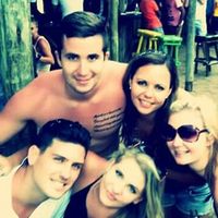 Cam Andrews的照片