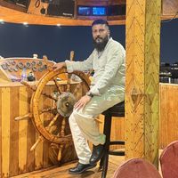 Shahzad Maji's Photo