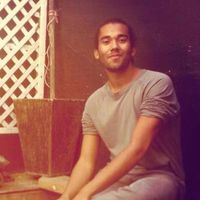 Yannick Nehemiah Harrison的照片