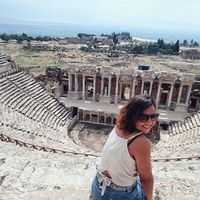 Özge  Dilber的照片