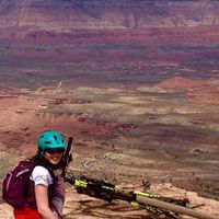 Leah Ronnow的照片