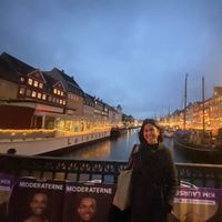 Yuni Ermaliza's Photo