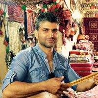 Amir Chavooshi的照片