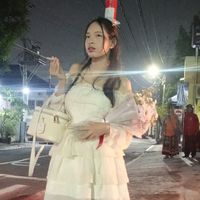 Delsa Maharani's Photo